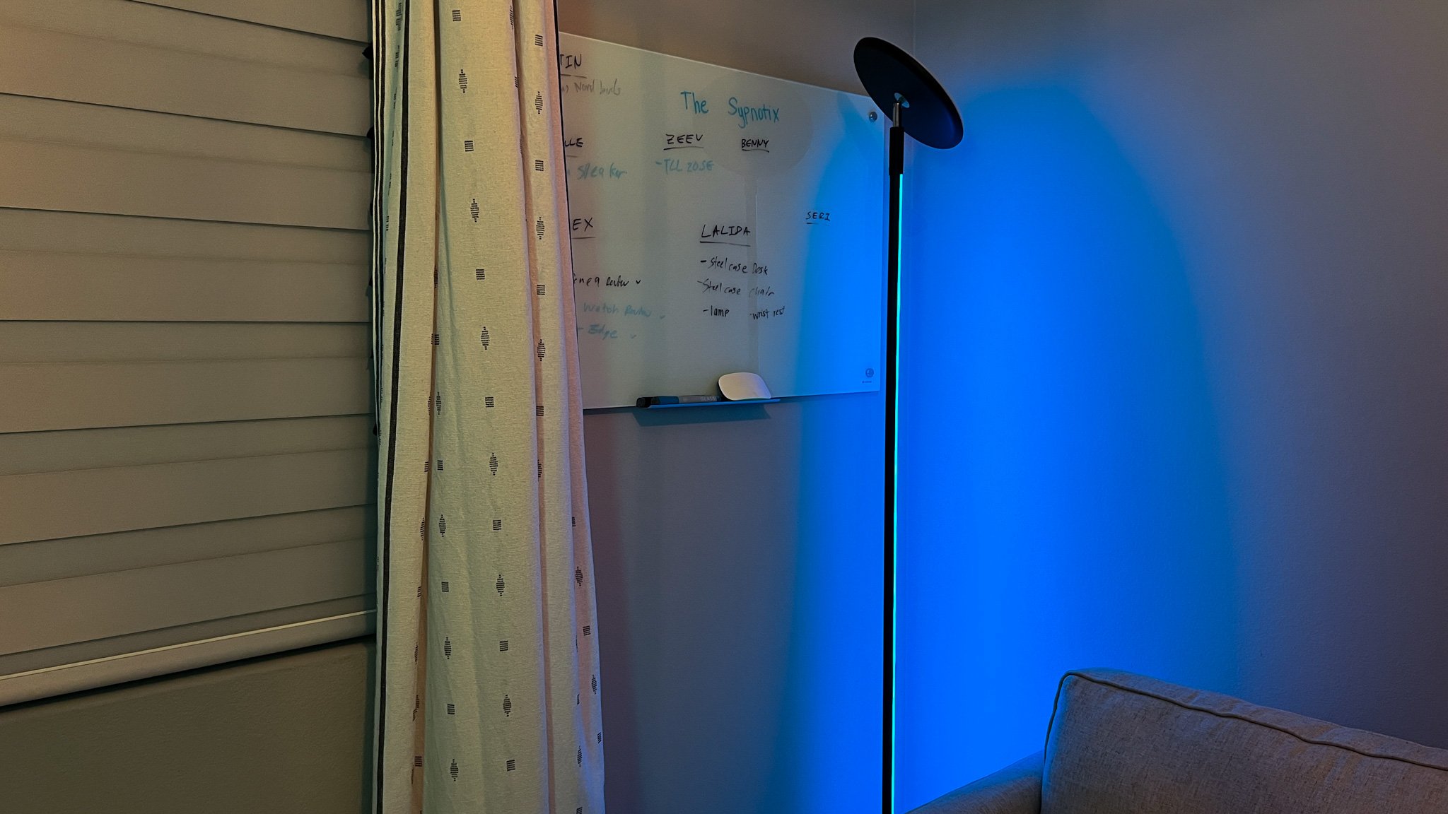 Outon Blue Backlight.jpg